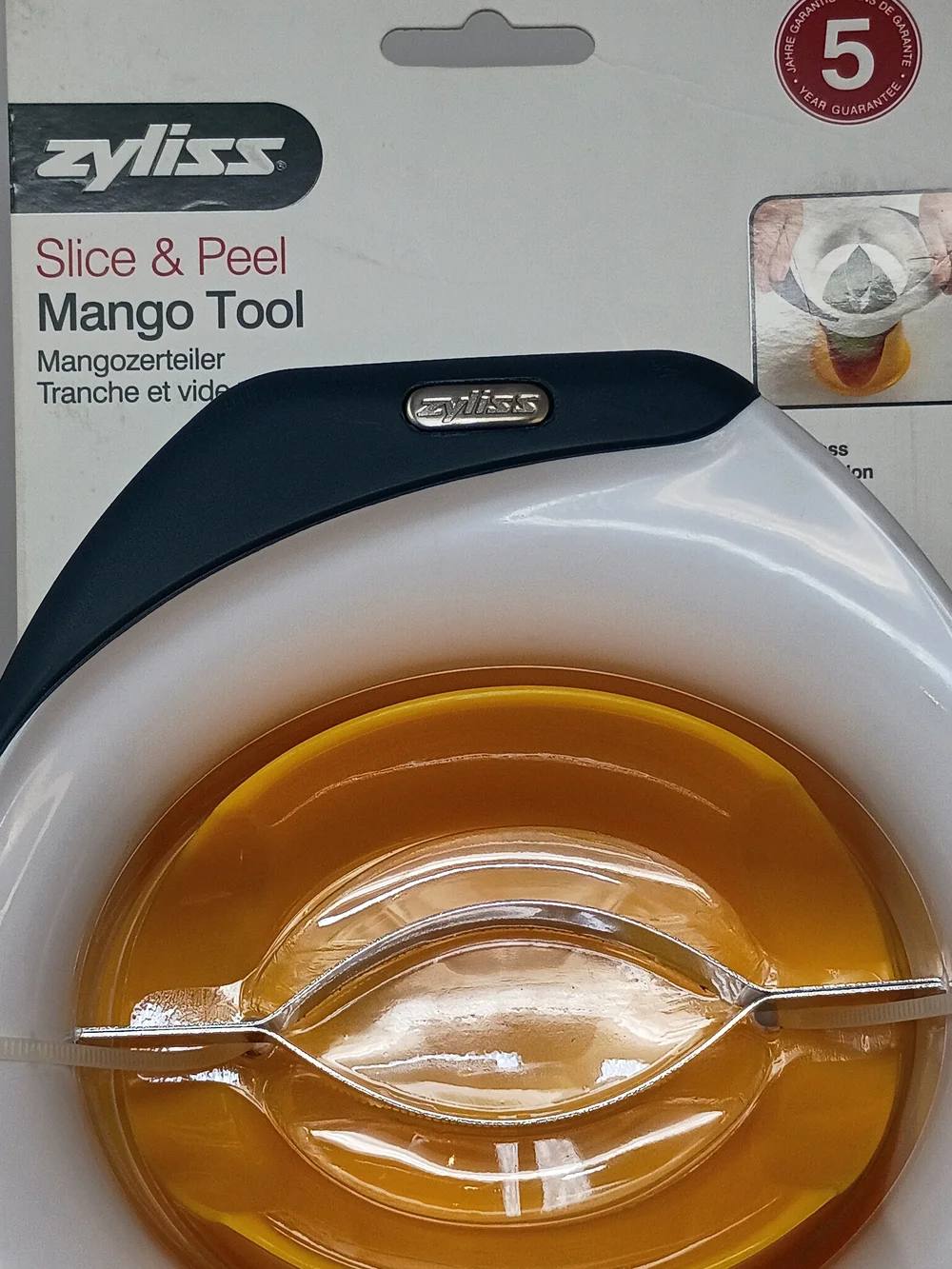 Zyliss Slice & Peel Mango Tool - White, Yellow & Dark Blue